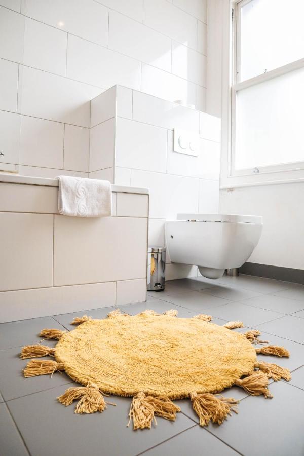 Modern & Spacious 1 Bedroom Clapham Junction Flat Londen Buitenkant foto